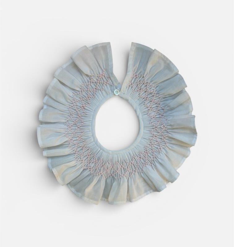 Cuello nido de abeja Rosa bebé